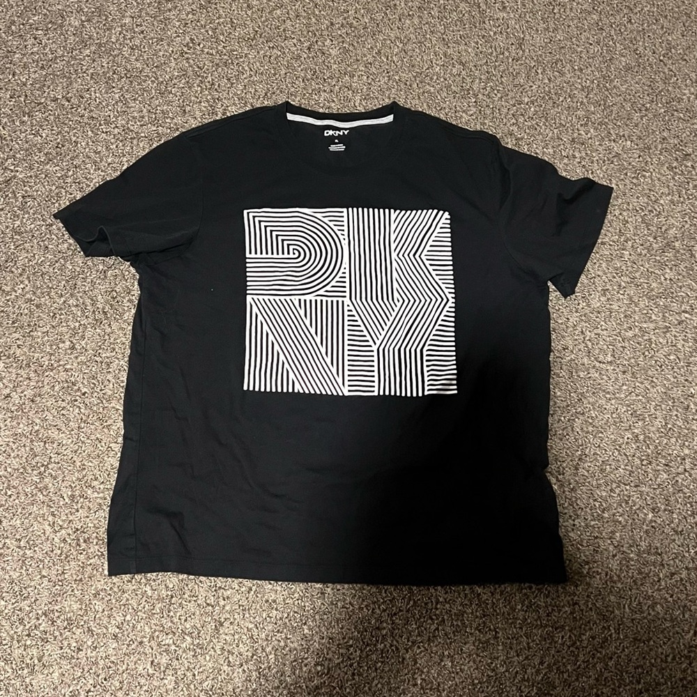 DKNY puff print graphic tee
